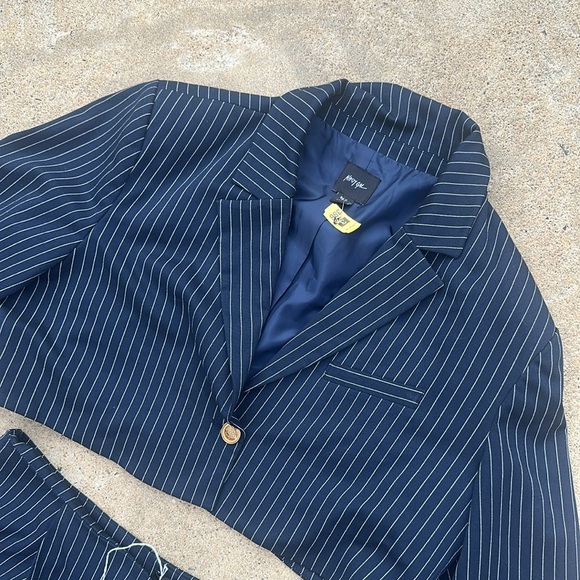 Nasty Gal pinstripe suit cropped jacket wide leg pants sz 14 - Picture 2 of 6